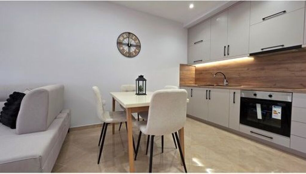 Apartament 1+1 ne shitje ne Uje te Ftohte,Vlore