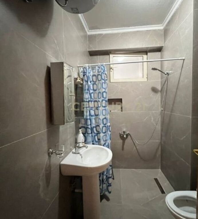 Apartament 2+1+2 me qera