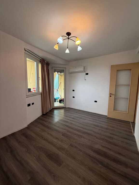 🏠Apartment 2+1 for sale 📍Former Aviation Field  🏢6th floor, with elevator 📐Area 90m2 💶 Price: 195,000€ (negotiable)