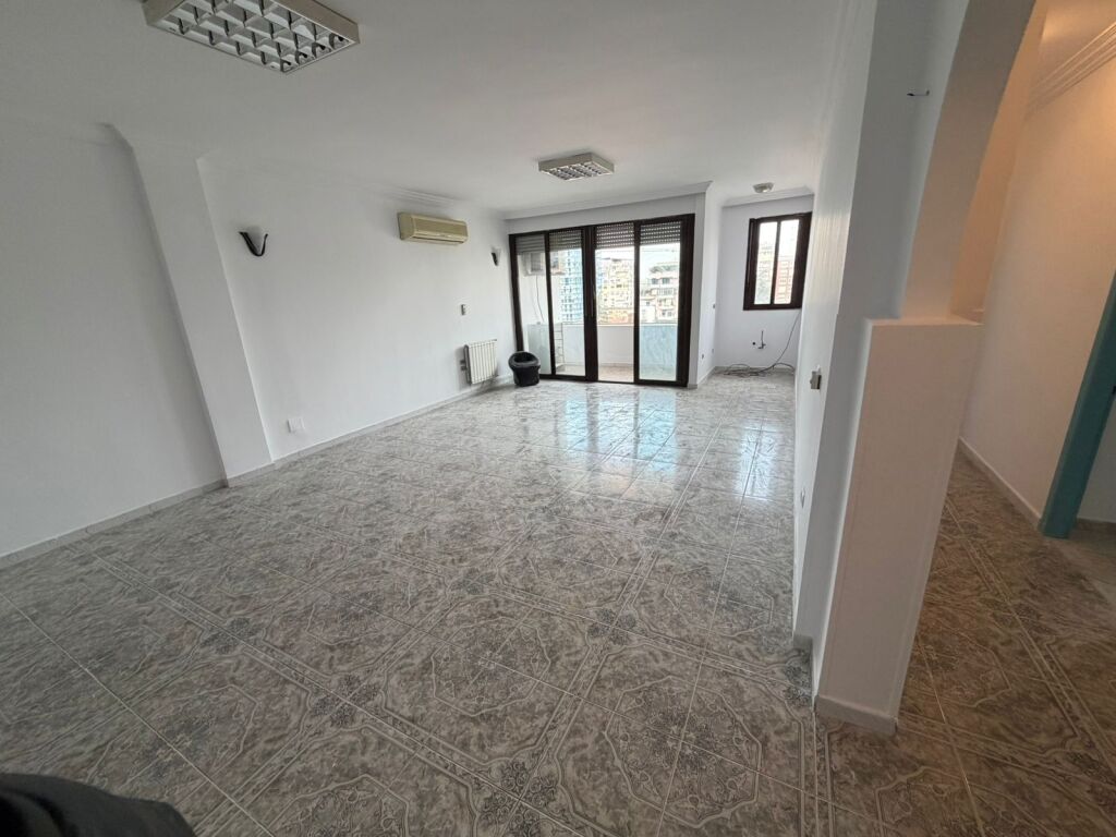 Zyre per qera ne Bllok