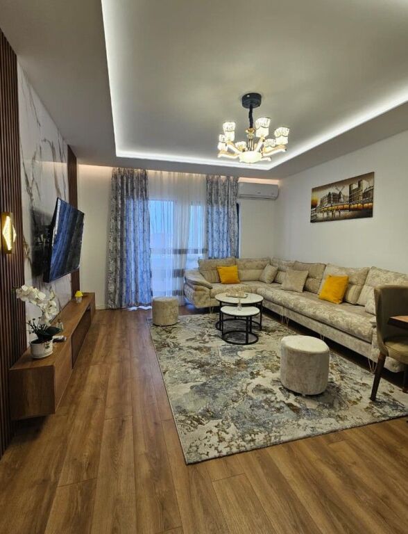 Shitet apartament 2+1+2 tek Pallati me Shigjeta