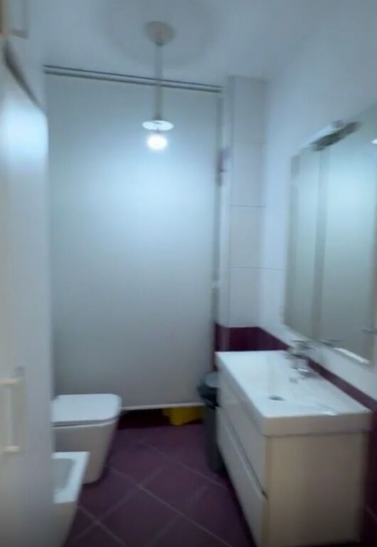 Shitet apartament 1+1 te Kompleksi Usluga te stacioni i Trenit