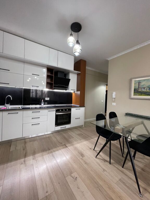 📢IN AFFITTO Appartamento 1+1  📍Comune di Parigi (adiacente al Centro Kristal