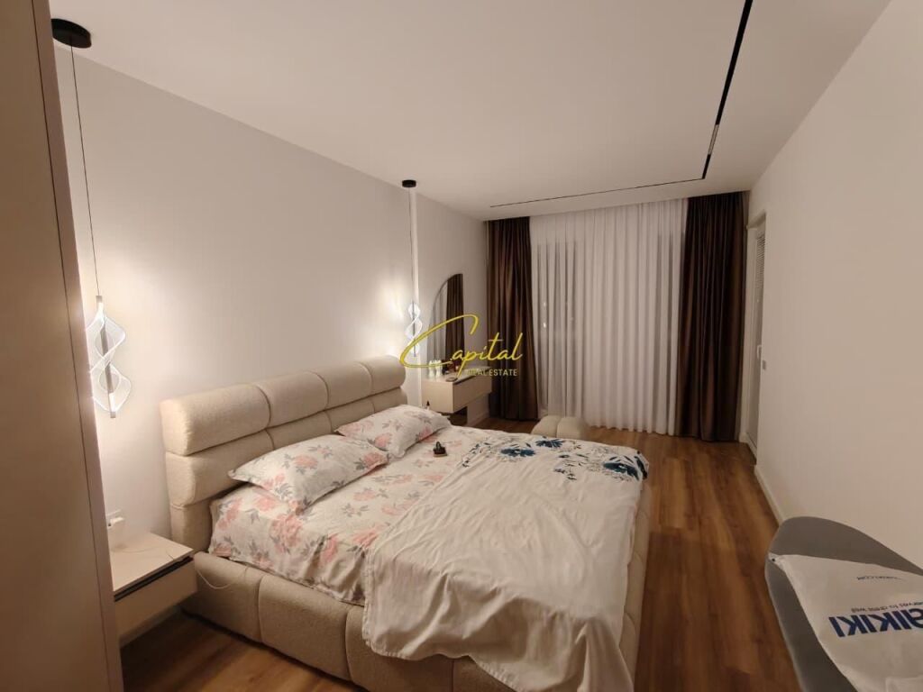 SHITET APARTAMENT 2+1 UNIVERS CITY 145.000 EURO