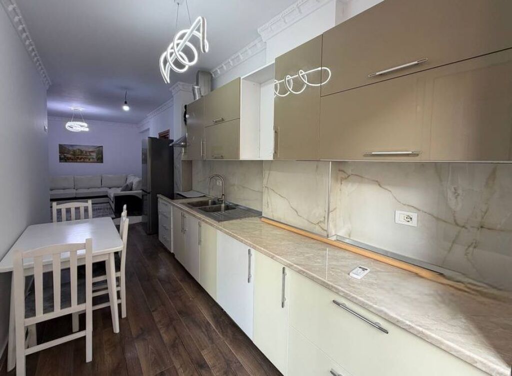 Appartamento 2+1+2 in affitto