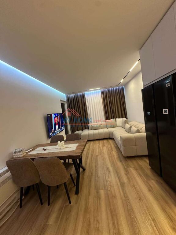 Apartament 2+1 ne shitje Kompleksi Univers City ne Tirane