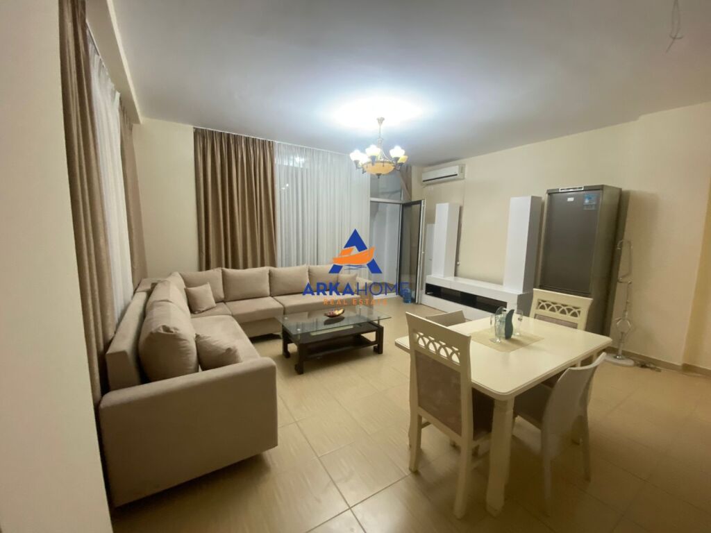 APARTMENT ME QERA 2+1+BALLKON "BULEVARDI I RI, RRUGA E BURGUT" 60.000 LEKE