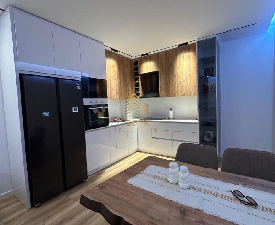 Shitet, Apartament 2+1+Blk, Kompleksi Univers City, 145.000 Euro