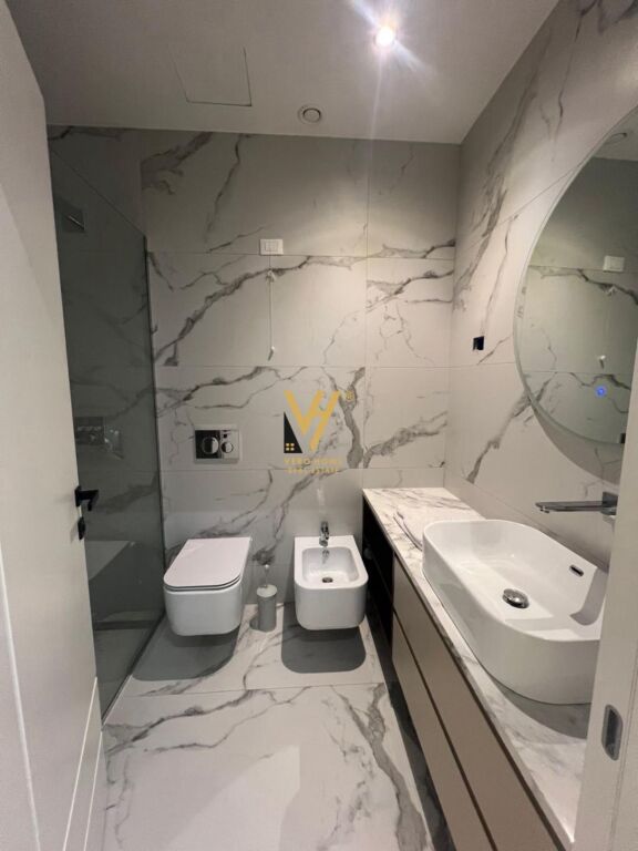 VENDESI APPARTAMENTO 2+1+2+3BLK A LAKE VIEW 650.000 EURO