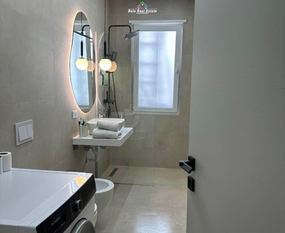 Apartament Ne Shitje 2+1 Tek Univers City (ID B120842) Tirane