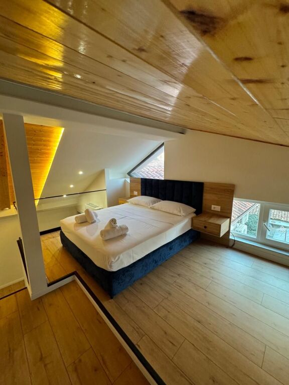 Jepet biznes hotel me qera