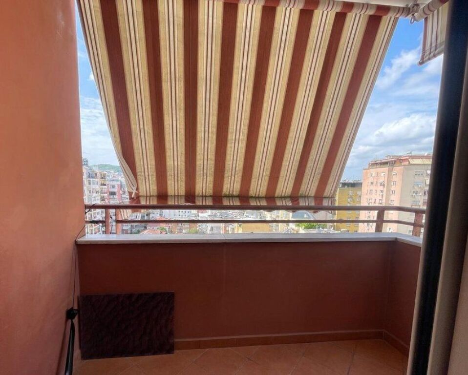 Appartamento 2+1 In Affitto a Ish Blloku, Tirana