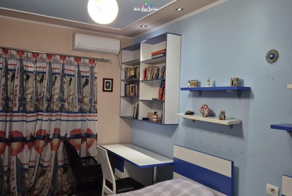 Appartamento In Affitto 2+1 Vicino Al Vecchio Mercato Elettrico (ID B221421) Tirana