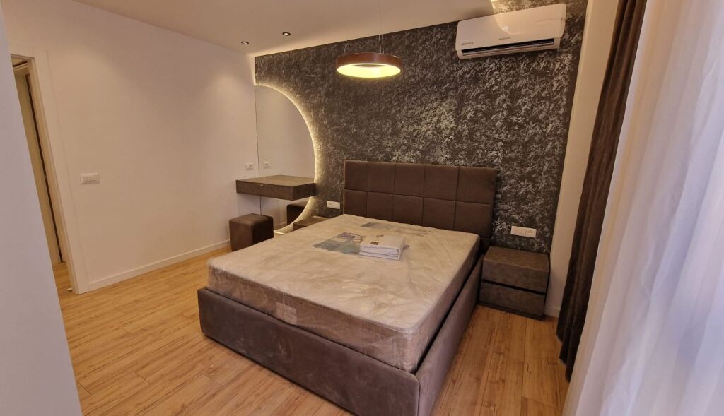 Apartament 2+1+2 per qira , Bulevardi i Ri