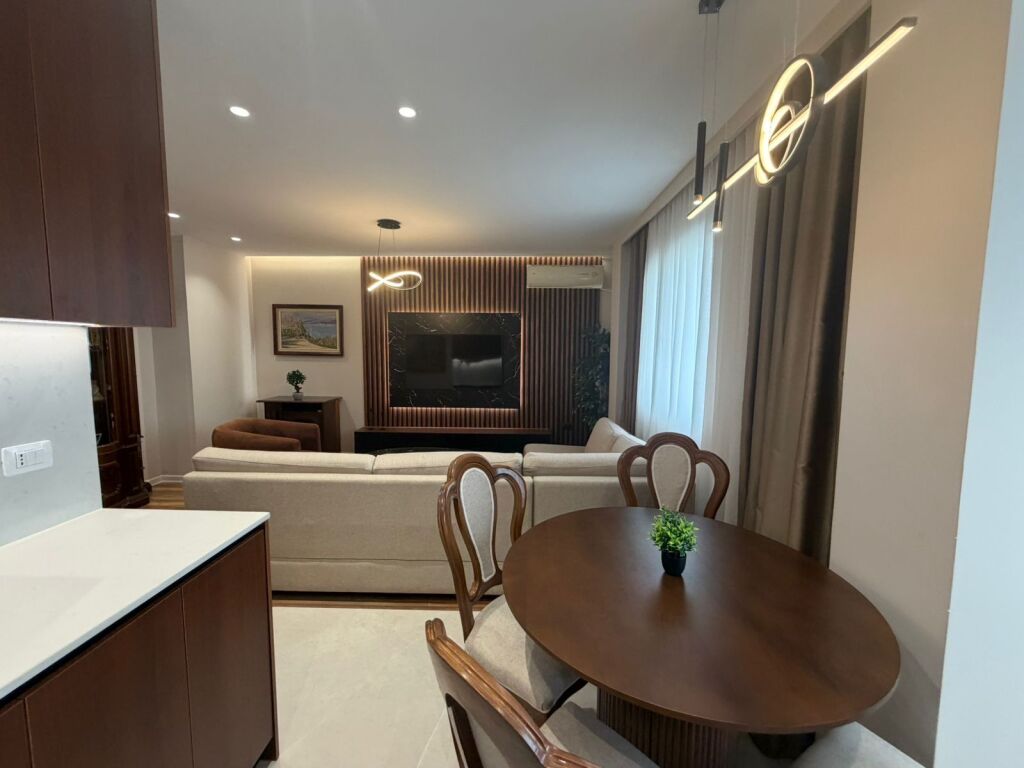 🏡 Shitet Super Apartament 2+2+2 Ballkone – Mine Peza