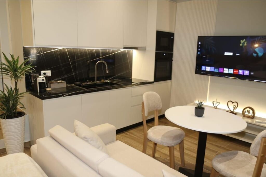 2 Garsoniere te investuara per shitje, Prane Zogut te Zi