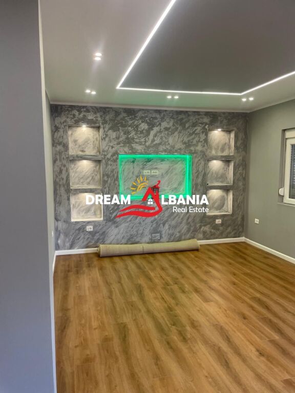 Vile me Qera 3+1+2wc+2 Post Parkingu ne Mjull Bathore ne Tirane (ID 4251447)