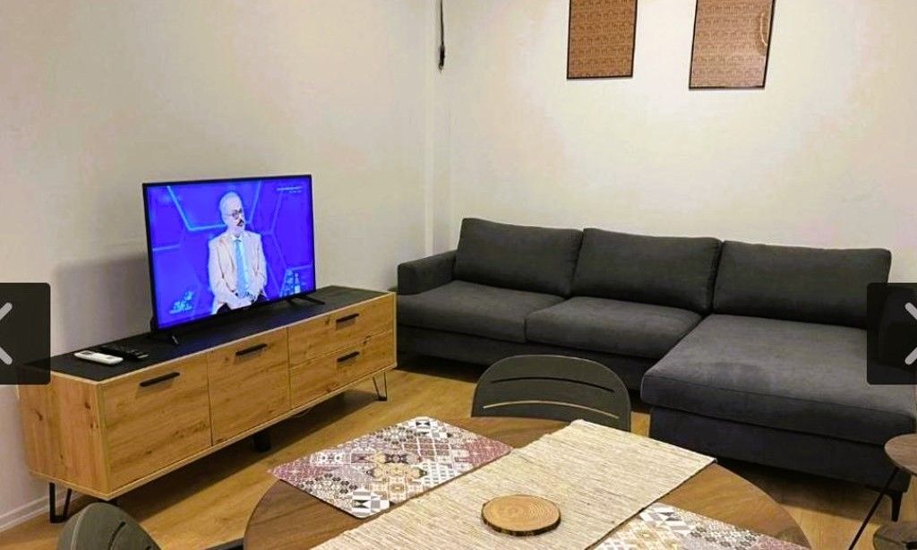 OKAZION! APARTAMENT 1+1 + 18 m² VERANDË – RR. "BARDHYL"!
