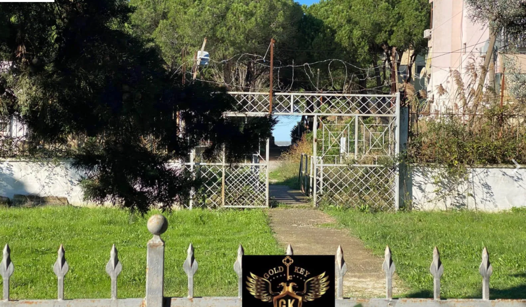 Shitet Super Vila • 2 KATE, VETEM 2 minuta larg Detit