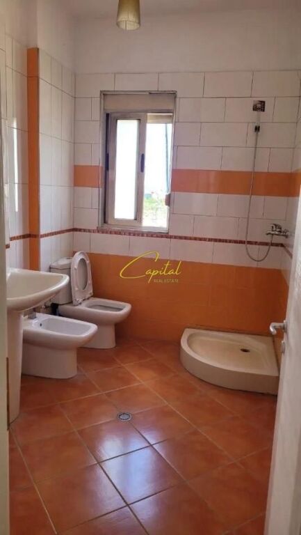 PENTHOUSE ME QIRA 3+1 KODRA E PRIFTIT 60.000 LEKE