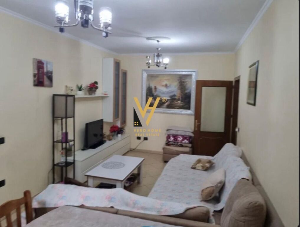 JEPET APARTAMENT 2+1+BLK ME QERA TE PALLATI ME SHIGJETA 500 EURO