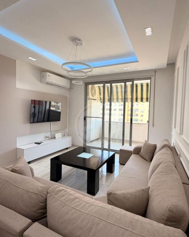 Shitet Apartament 2+1 Durres prane Ish Urt