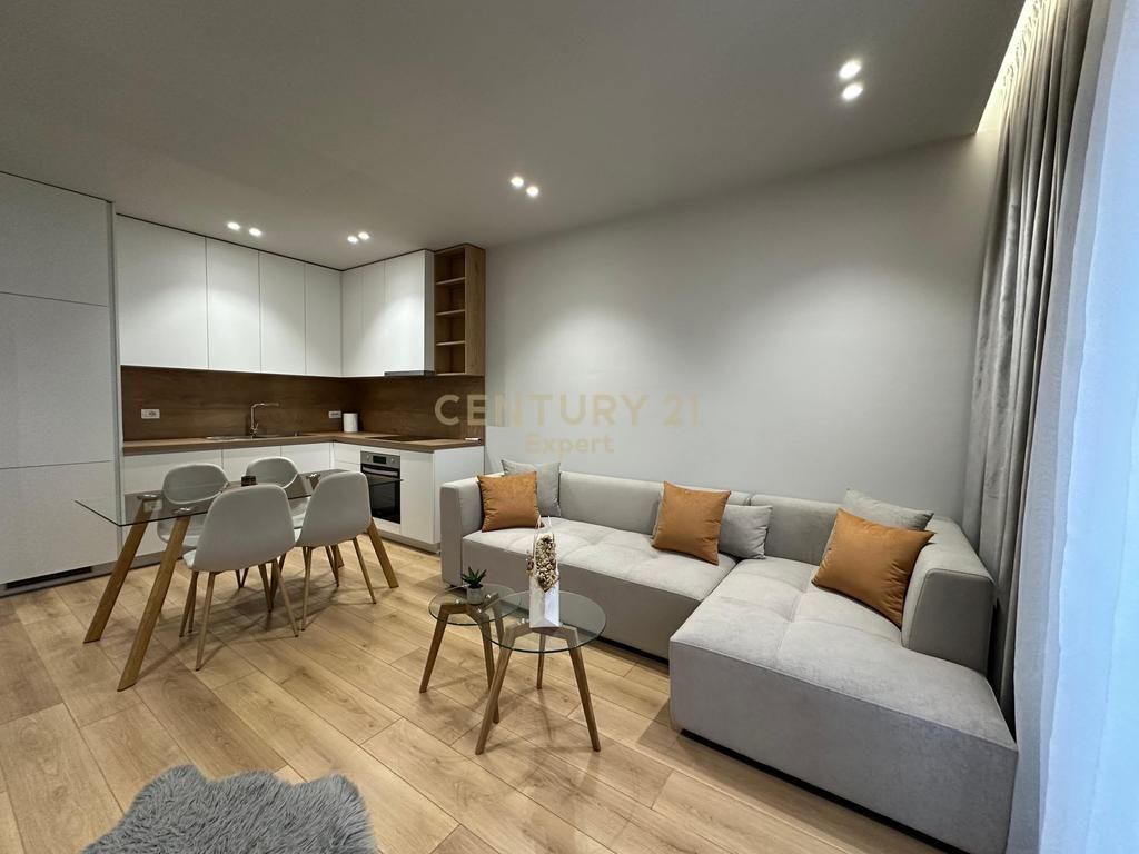 Apartament 2+1+2 per qira tek Hipoteka