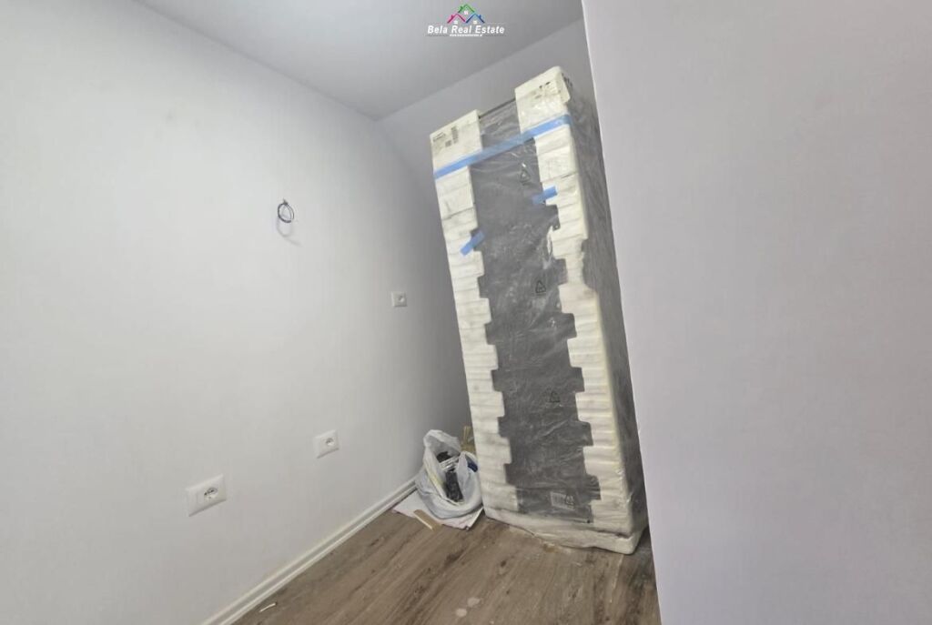 Zyre Me Qera 1+1 Ne Brryl (ID BZ2922) Tirane