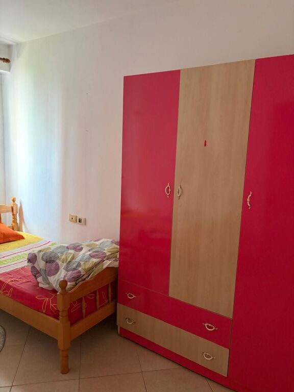 Qera | Apartament 3 + 1 | Stacioni i Trenit — Rruga Jordan Misja | 600 €/muaj