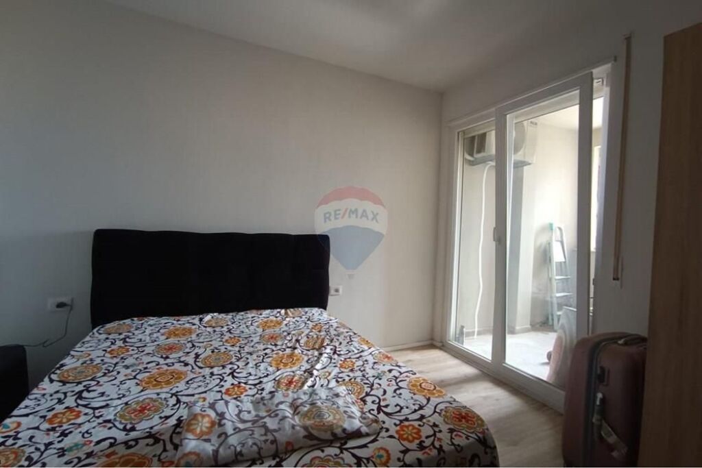 Apartament 1+1 me qira te Golden Park