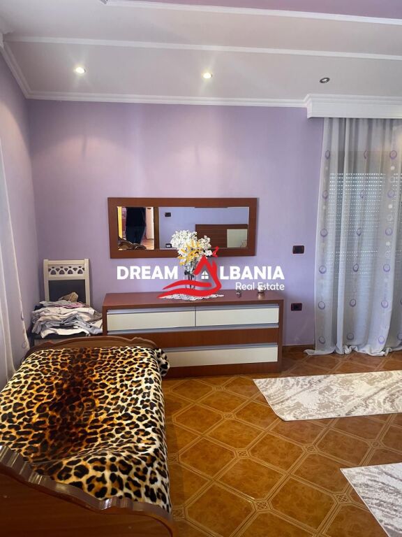 Vile me Qera 3+1+2wc+2 Post Parkingu ne Mjull Bathore ne Tirane (ID 4251447)