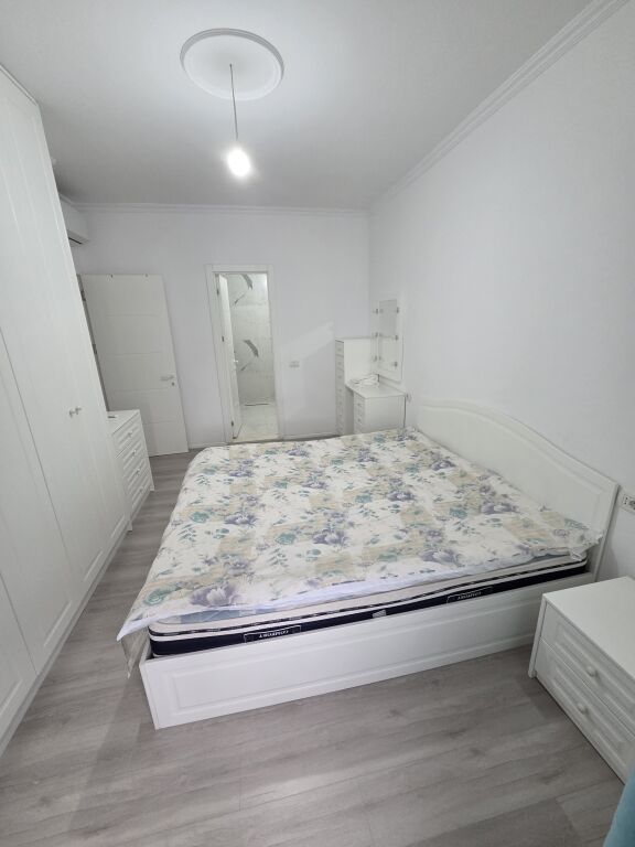 Shitet apartament 2+1+2 me parkim