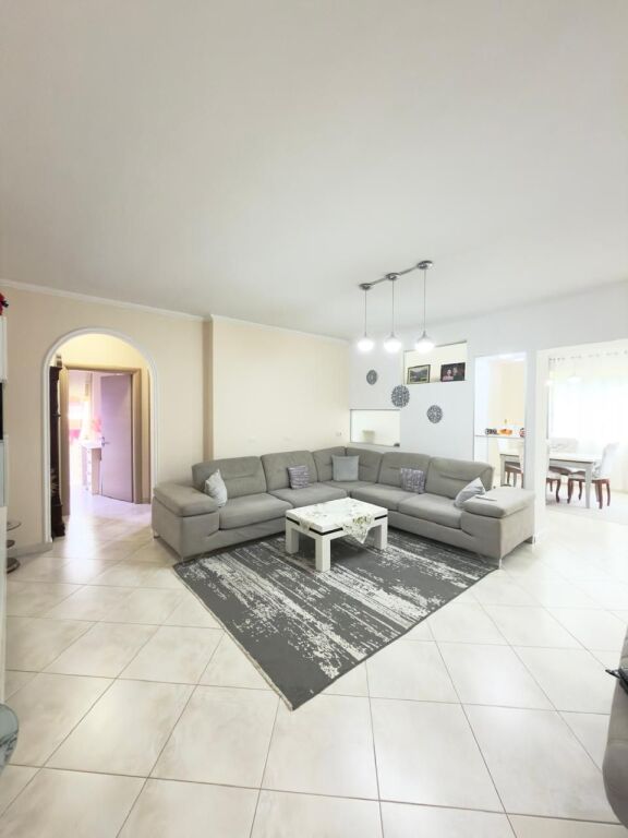 🏡 Appartamento 2+1+2+Parcheggio in Vendita – Lago Vuoto, Tirana