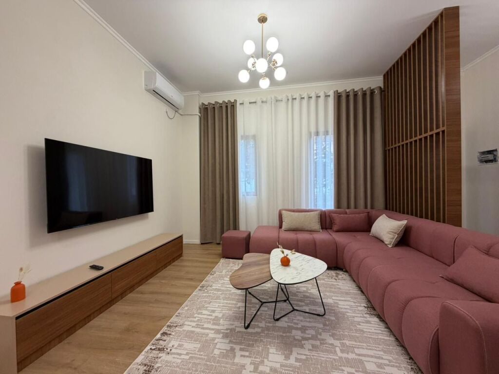 Apartament 2+1+2 per shitje ne Fresk