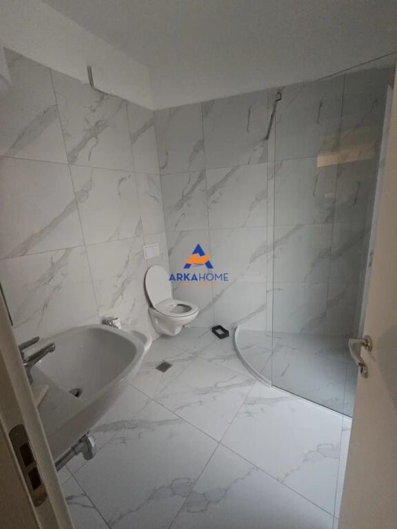 AFFITTASI APPARTAMENTO 2+1+ BALCONE "VICINO AL GIARDINO ZOOLOGICO" 1000 EURO