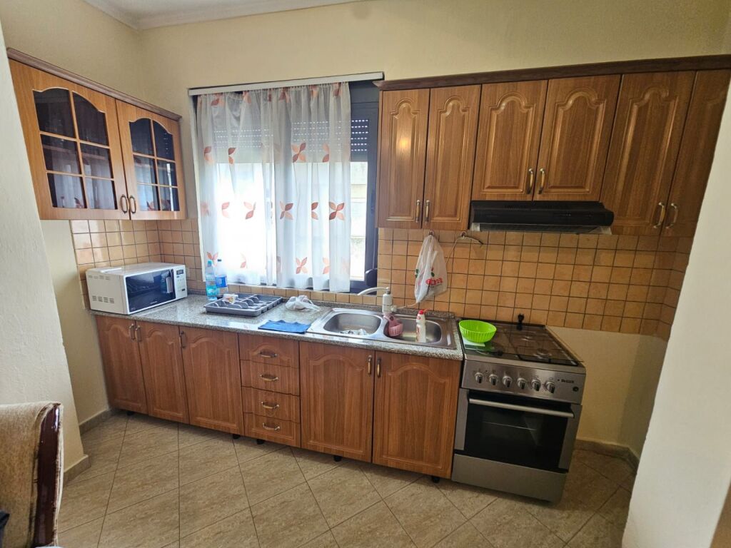 AFFITTASI APPARTAMENTO 1+1 VICINO A KAZAZI