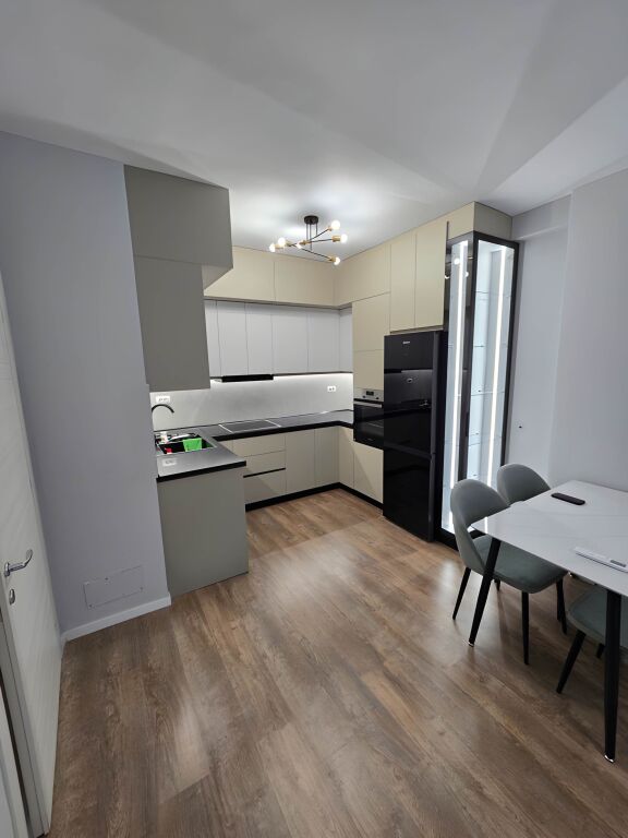Apartament 1+1 me qira – Liqeni i Thatë (Pa Malore) !