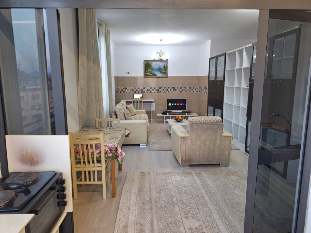 Jepet Me Qera Apartament 1+1