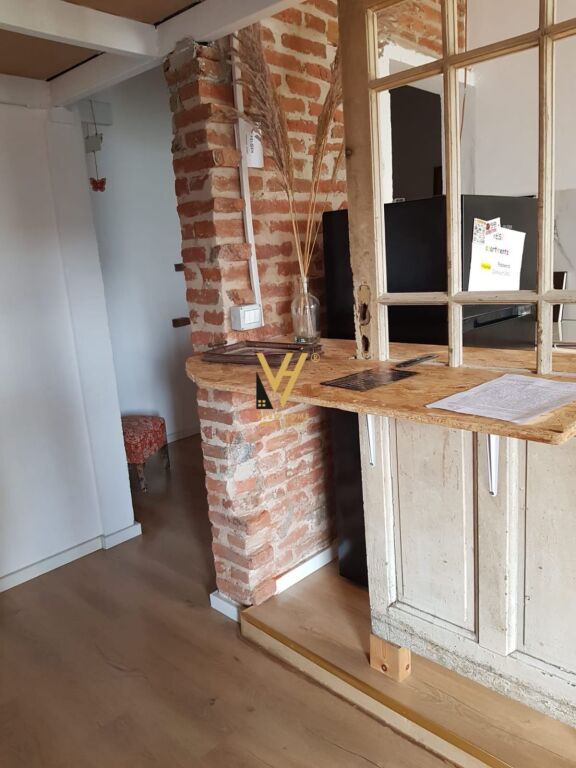 JEPET GARSONIERE ME QERA TE RR.MIHAL DURI, QENDER 500 EURO