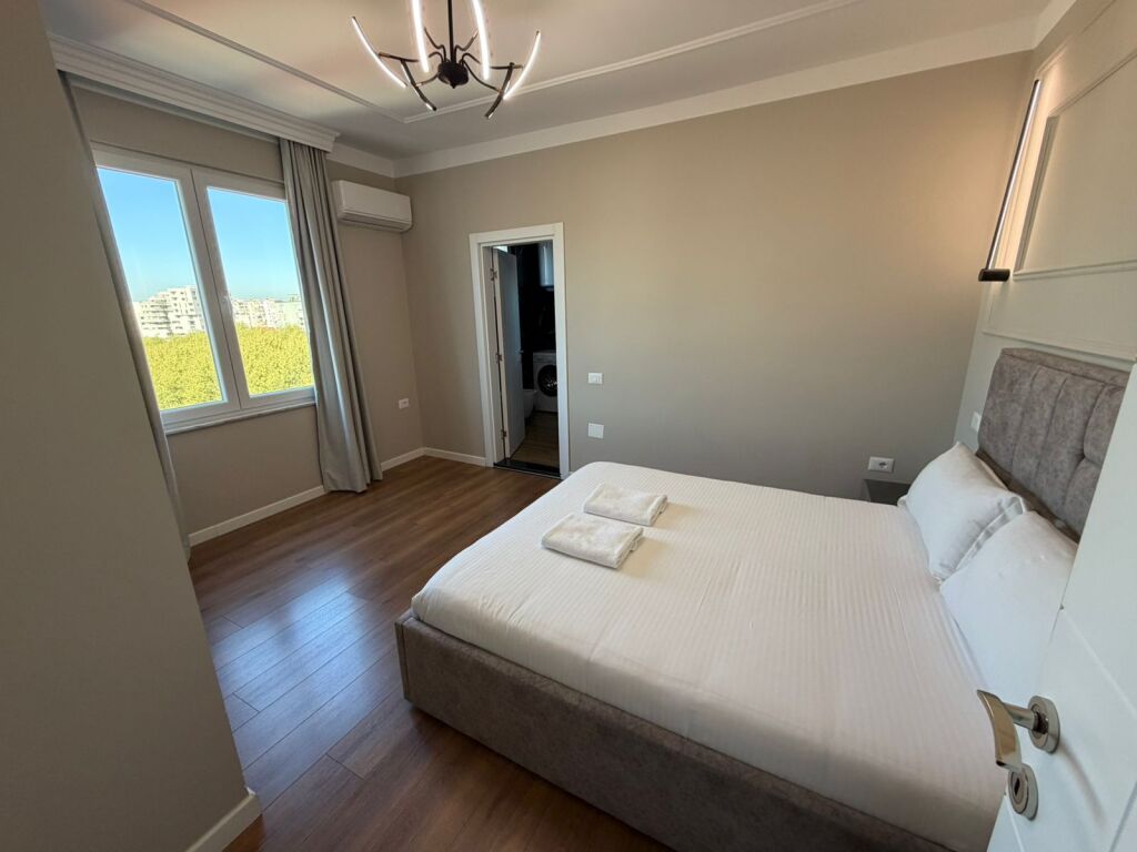 Shitet apartament pranë Ish-Ekspozitës