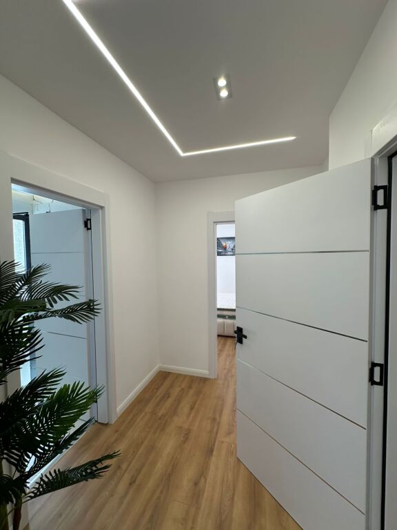 Apartament 2+1 per shitje, perballe Delijorgjit