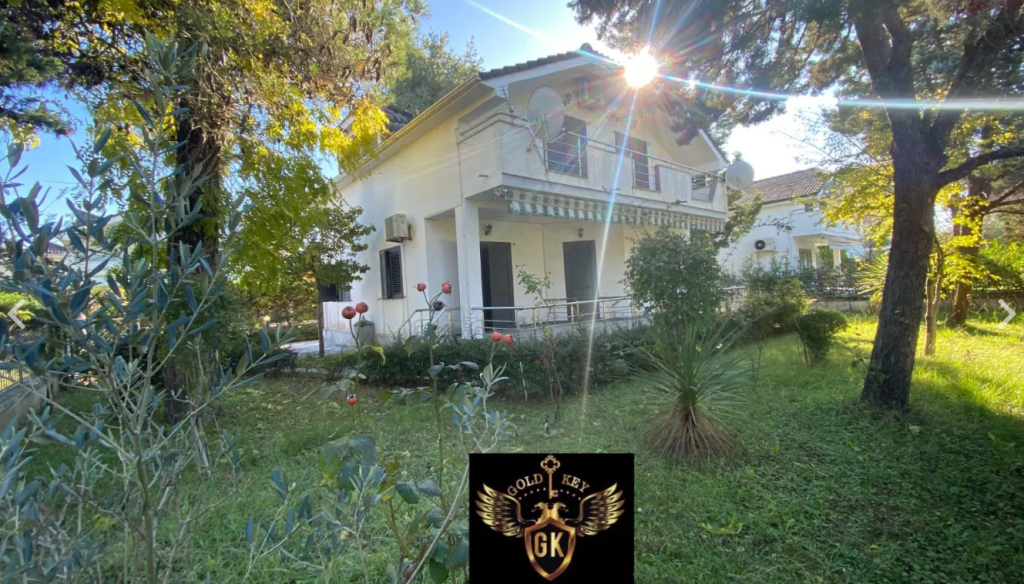 Shitet Super Vila • 2 KATE, VETEM 2 minuta larg Detit