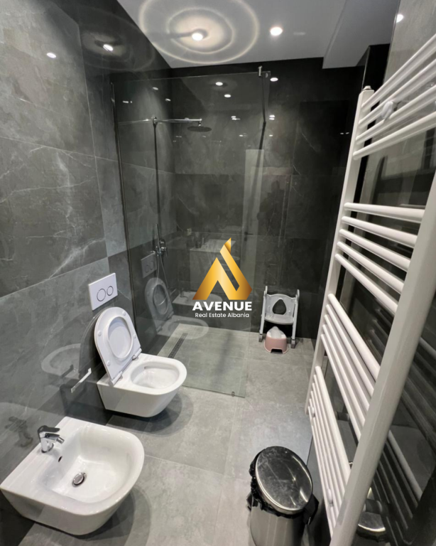 JEPET ME QIRA VILË 2-KATËSHE – TEG, TIRANË