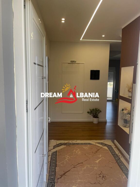 Vile me Qera 3+1+2wc+2 Post Parkingu ne Mjull Bathore ne Tirane (ID 4251447)