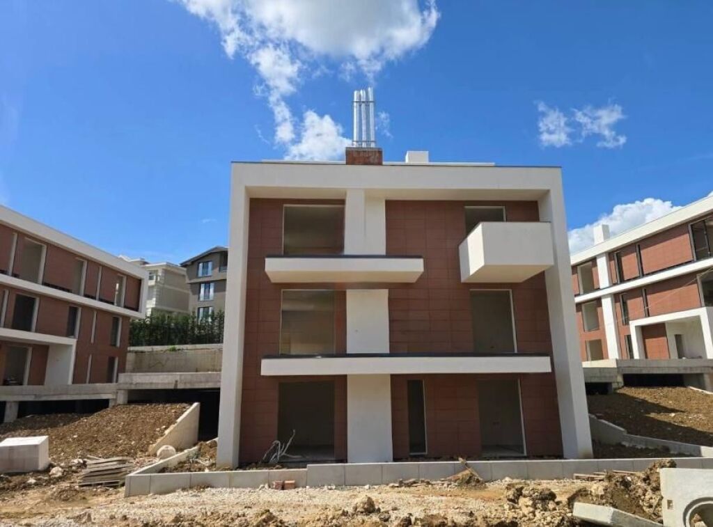 APPARTAMENTO IN VENDITA 3+1+2+GUARDAROBA AL TULIPAN RESIDENCE