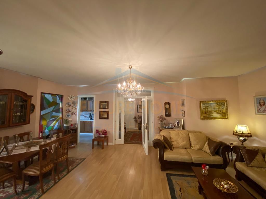 Affitto, Appartamento 3+1+2, a Vollga, Durazzo