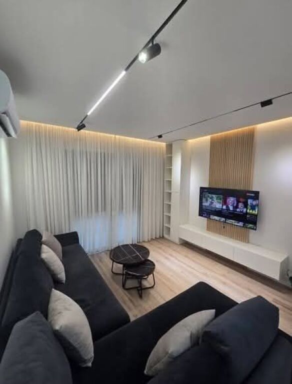 SHITET APARTAMENT 2+1+2 + Garderob Residenza Erli, Tirane