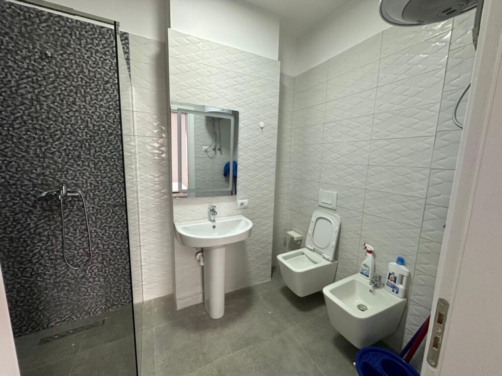 Appartamento 2+1+2 in Affitto, Zogu i Zi