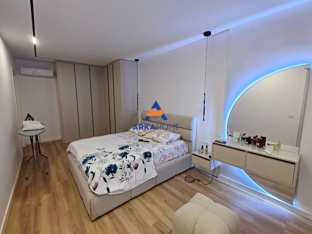 SHITET APARTAMENT 2+1+BALLKON "KOMPLEKSI UNIVERSCITY" 145000 EURO