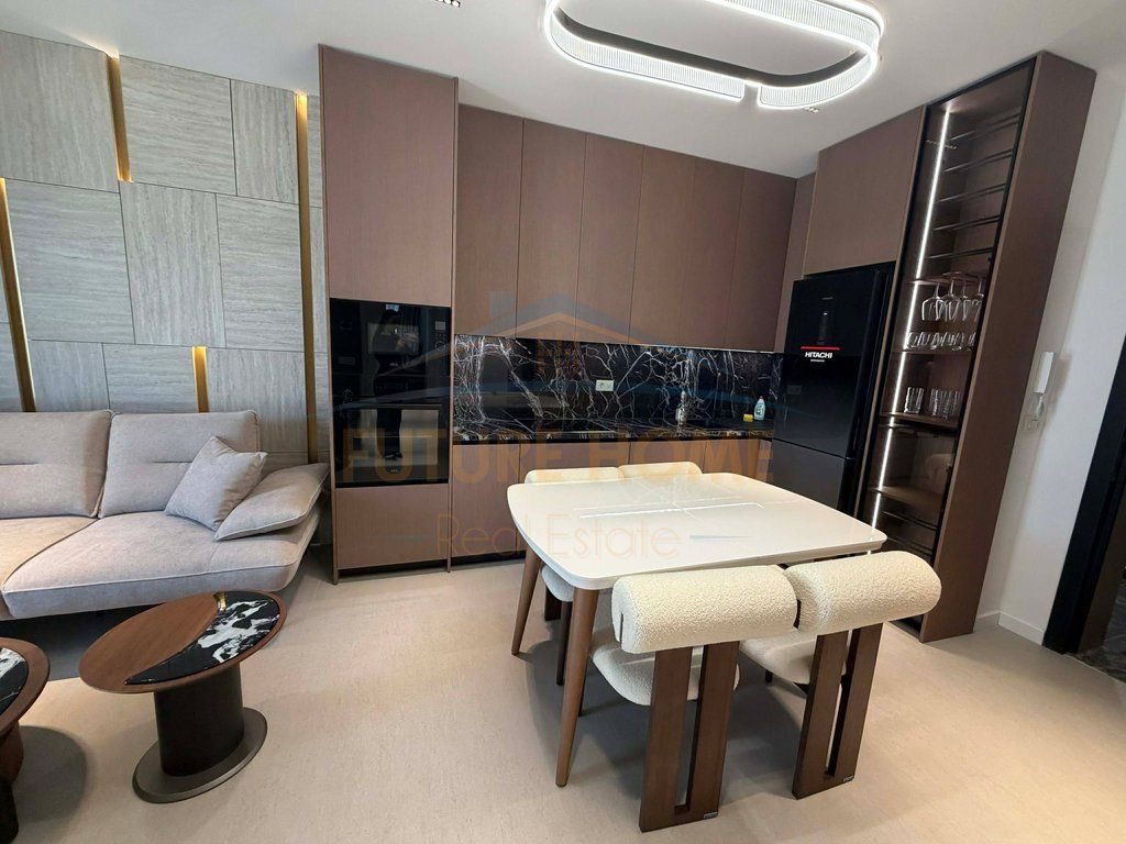 Affitto, Appartamento 2+1 + Posto Auto, Golden Tower, Via Mine Peza